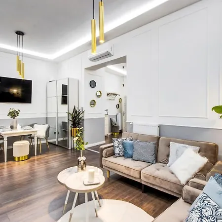 A5 Apaczai Budapeszt