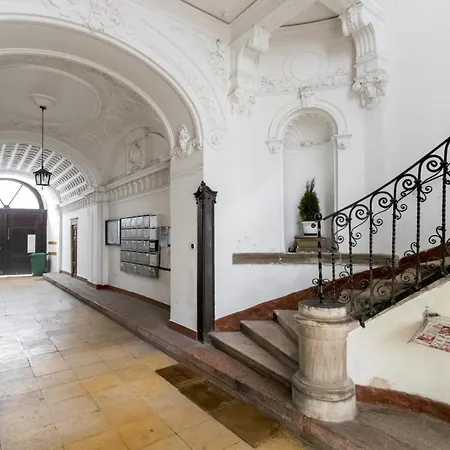 Apartament A5 Apaczai *